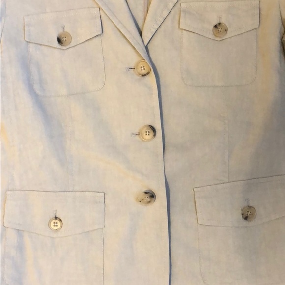 Theory Safari Blazer size 8. - Picture 5 of 8